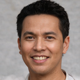 Custom T Shirt customer Kim avatar